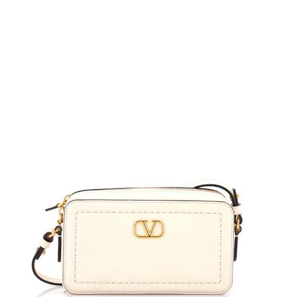 Valentino Garavani Vlogo Alltime Camera #235120V10B